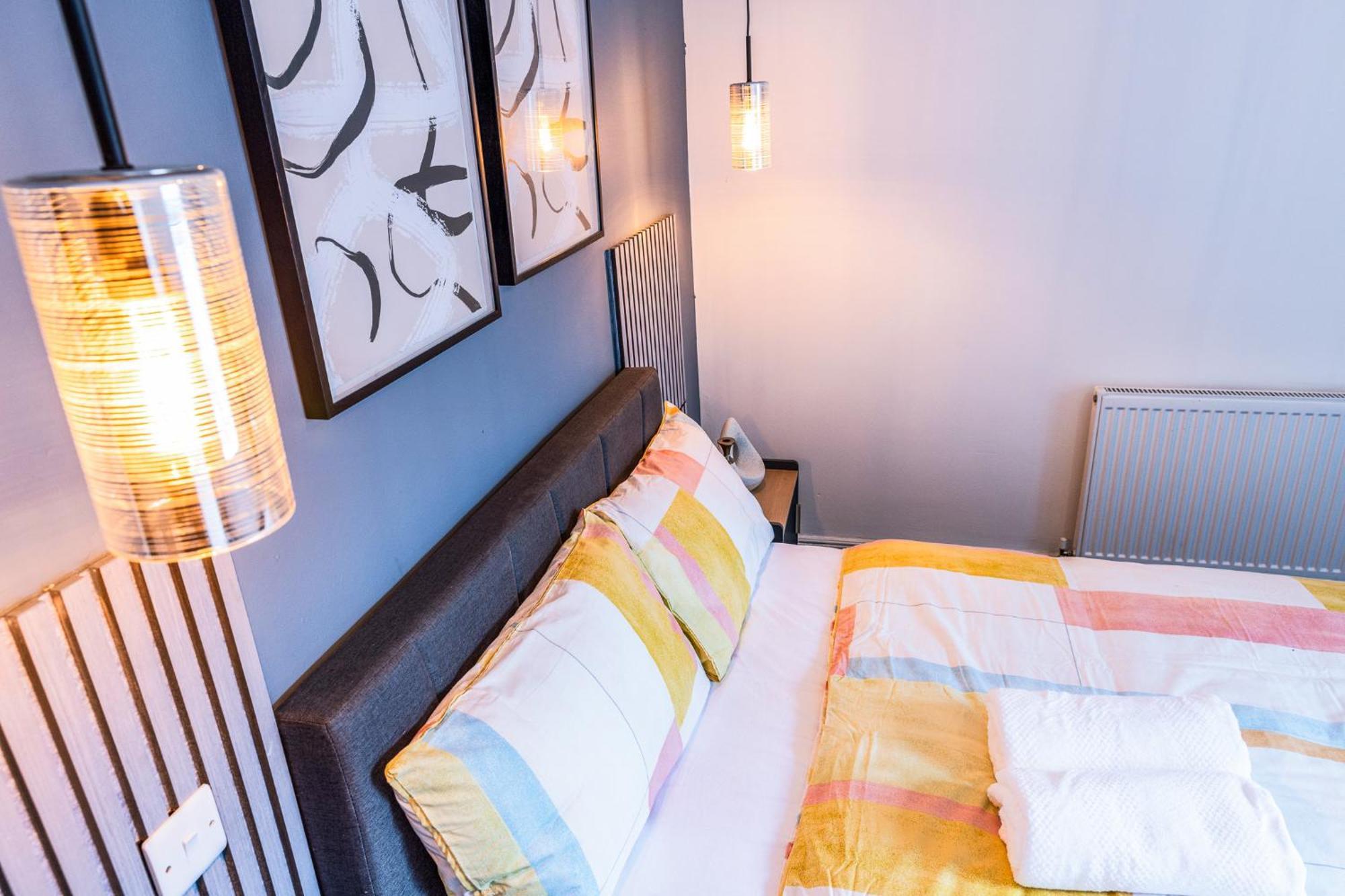 Stylish 2 Bed House 7mins To City Center Apartamento Manchester