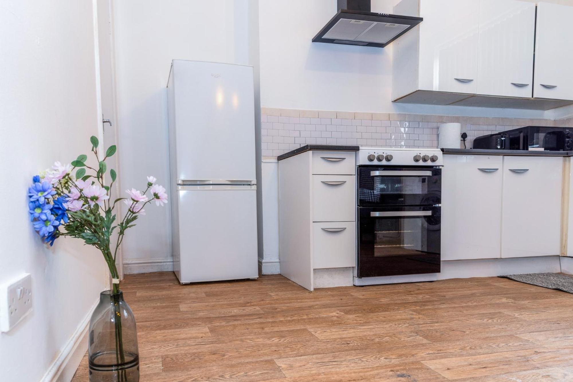 Apartamento Stylish 2 Bed House 7mins To City Center